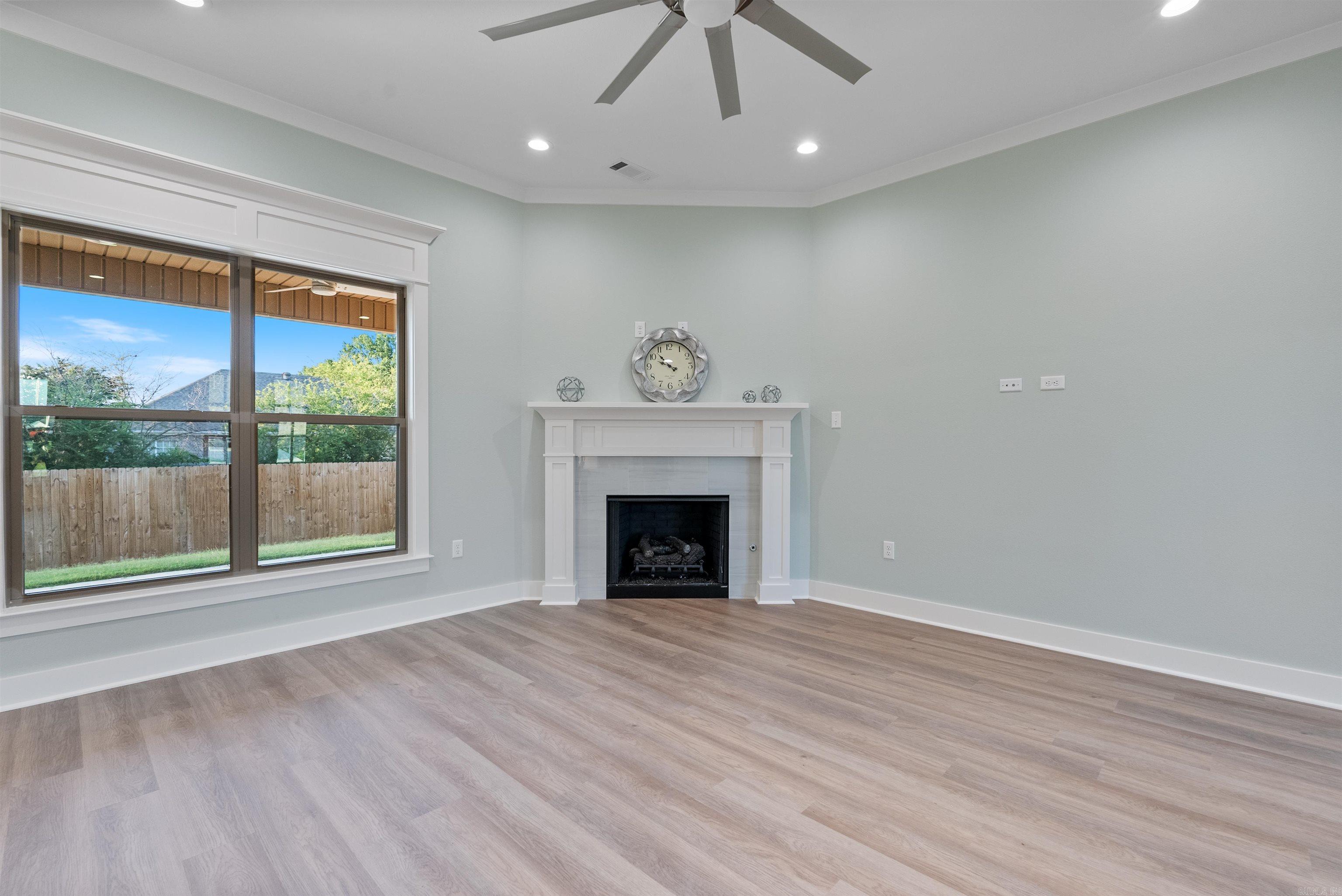IVY PLACE - Residential