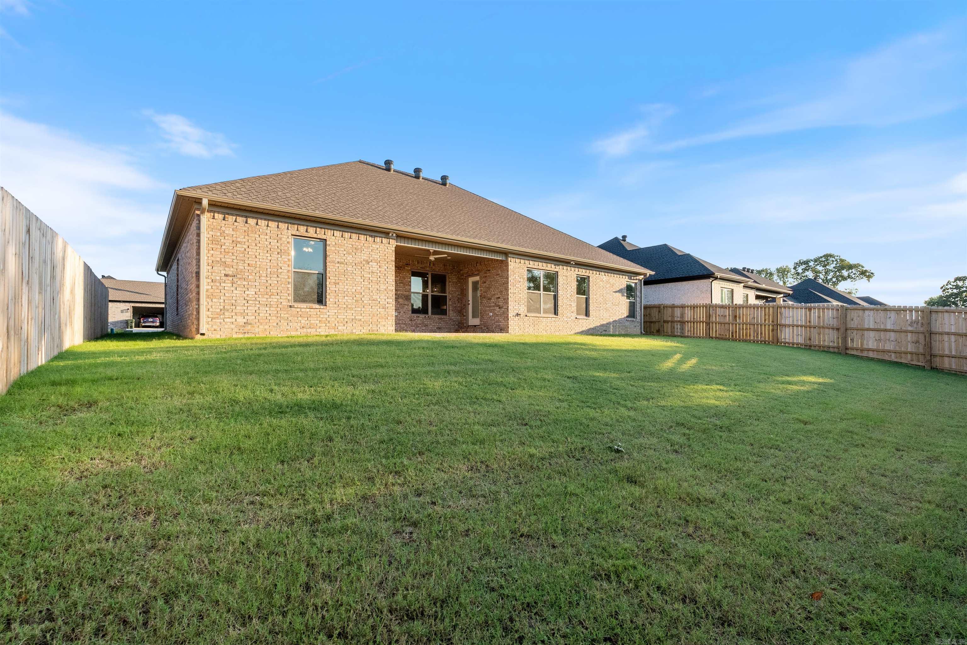 IVY PLACE - Residential