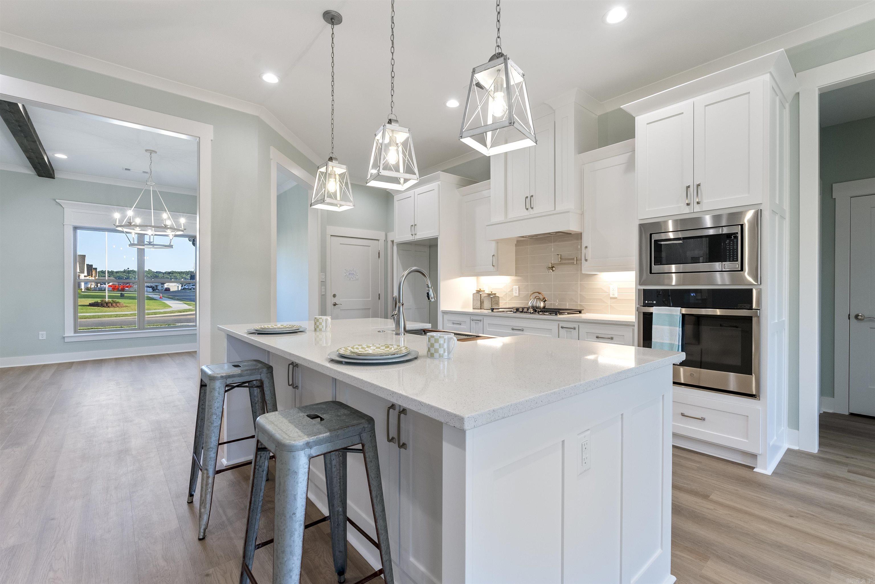 IVY PLACE - Residential