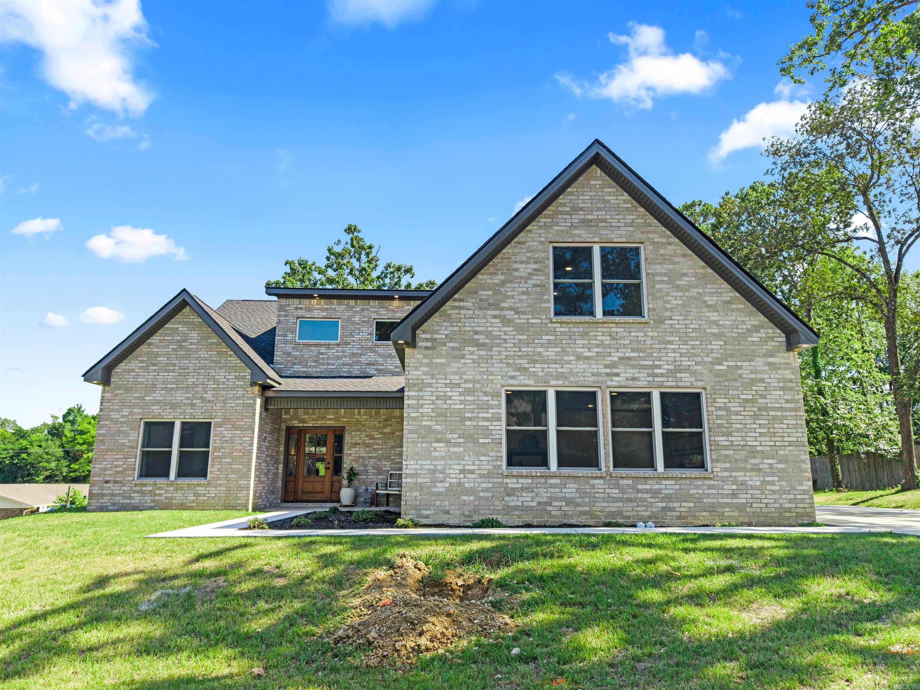TANGLEWOOD - Residential