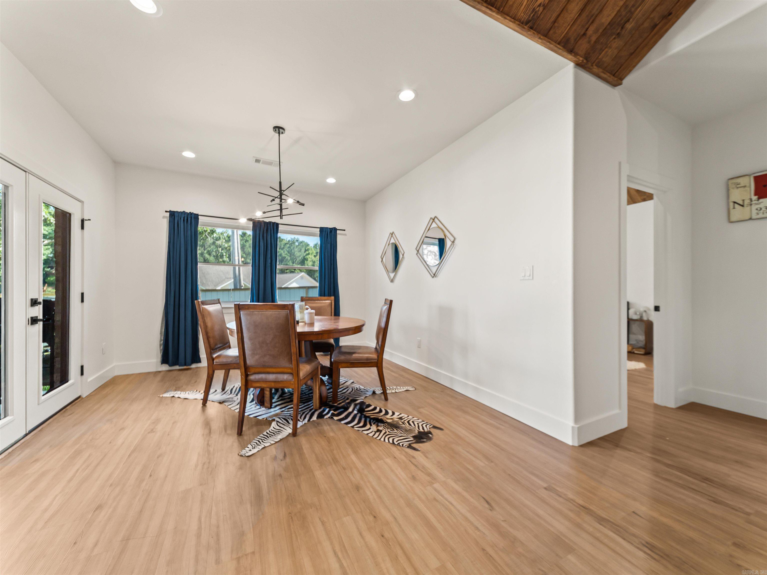 TANGLEWOOD - Residential