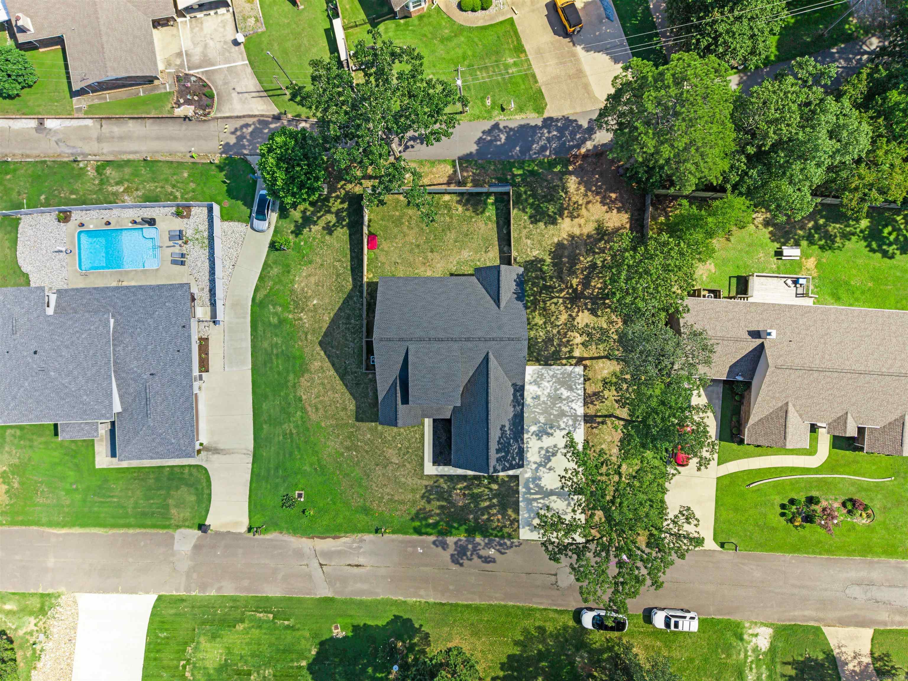 TANGLEWOOD - Residential