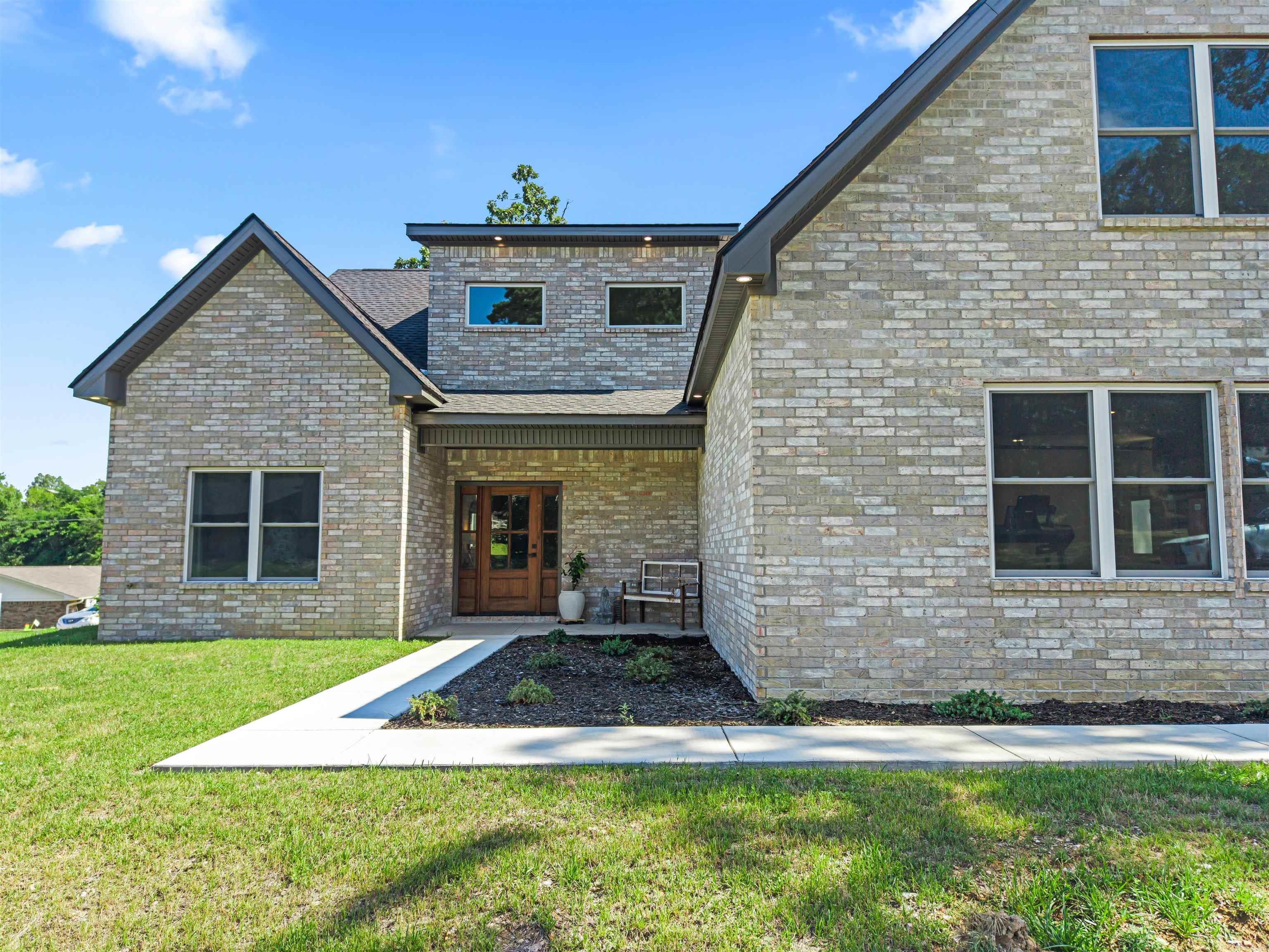 TANGLEWOOD - Residential