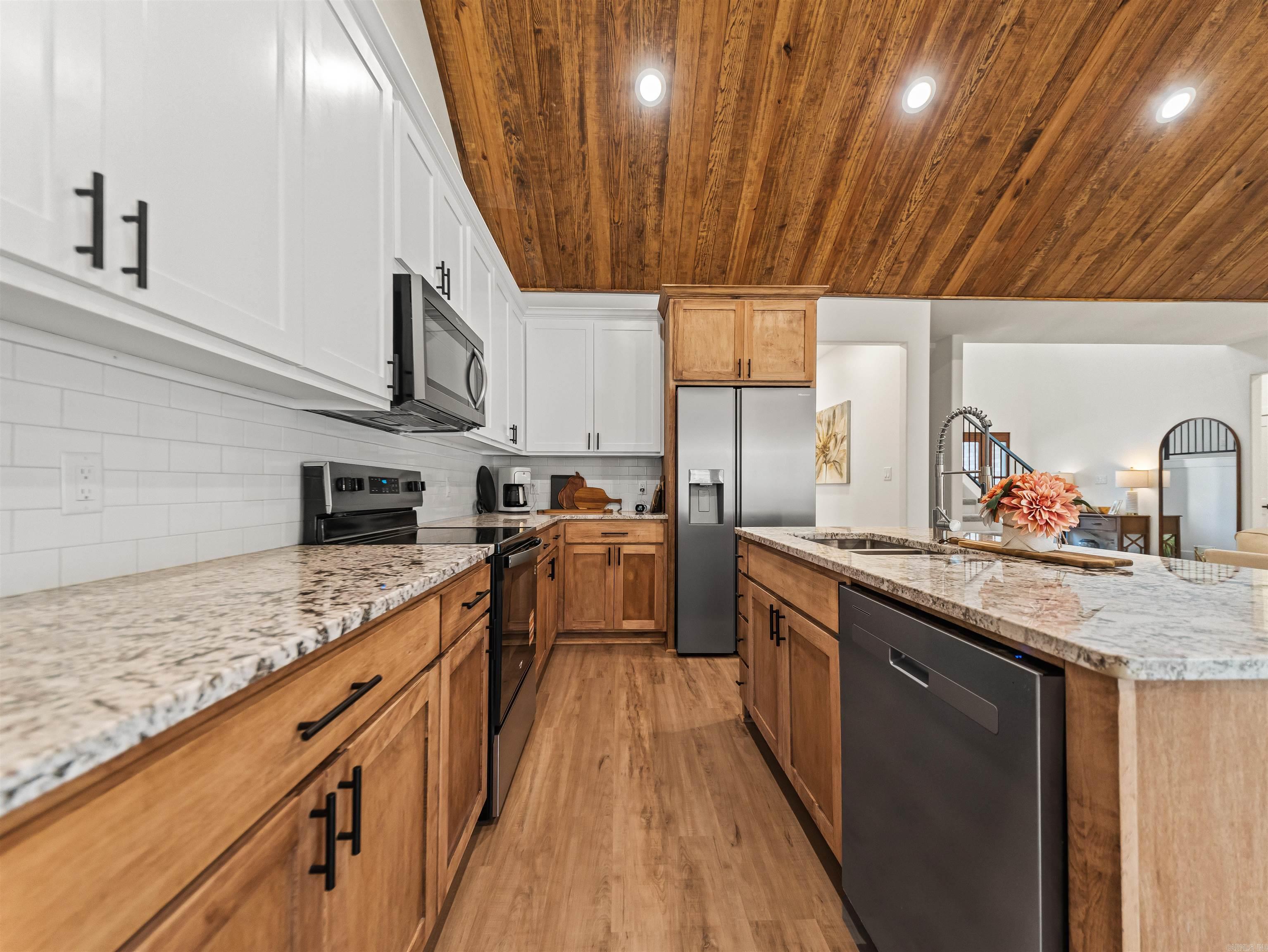 TANGLEWOOD - Residential