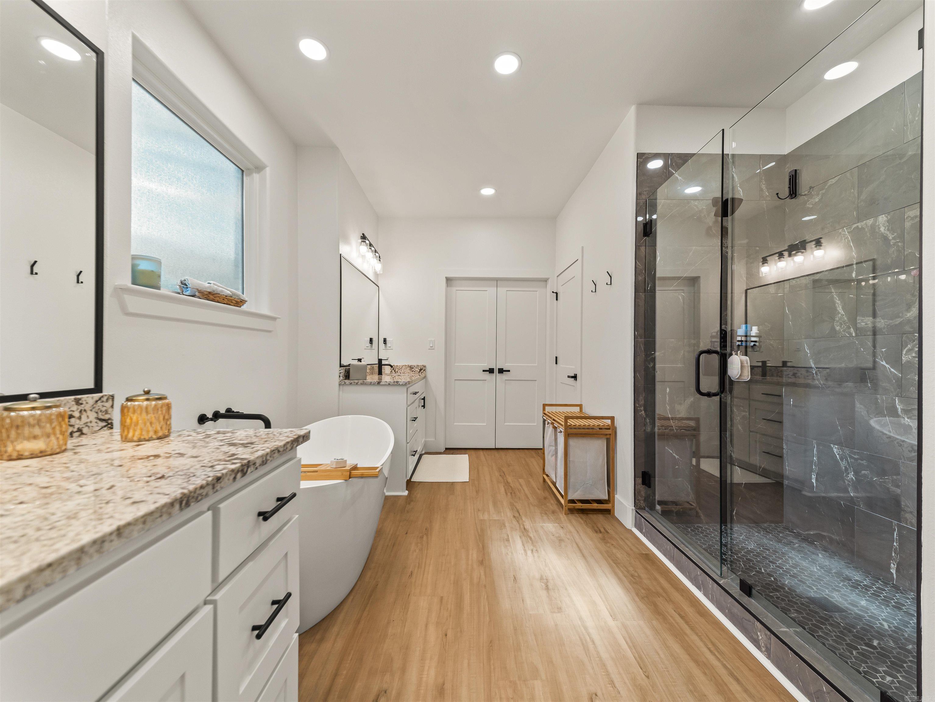 TANGLEWOOD - Residential
