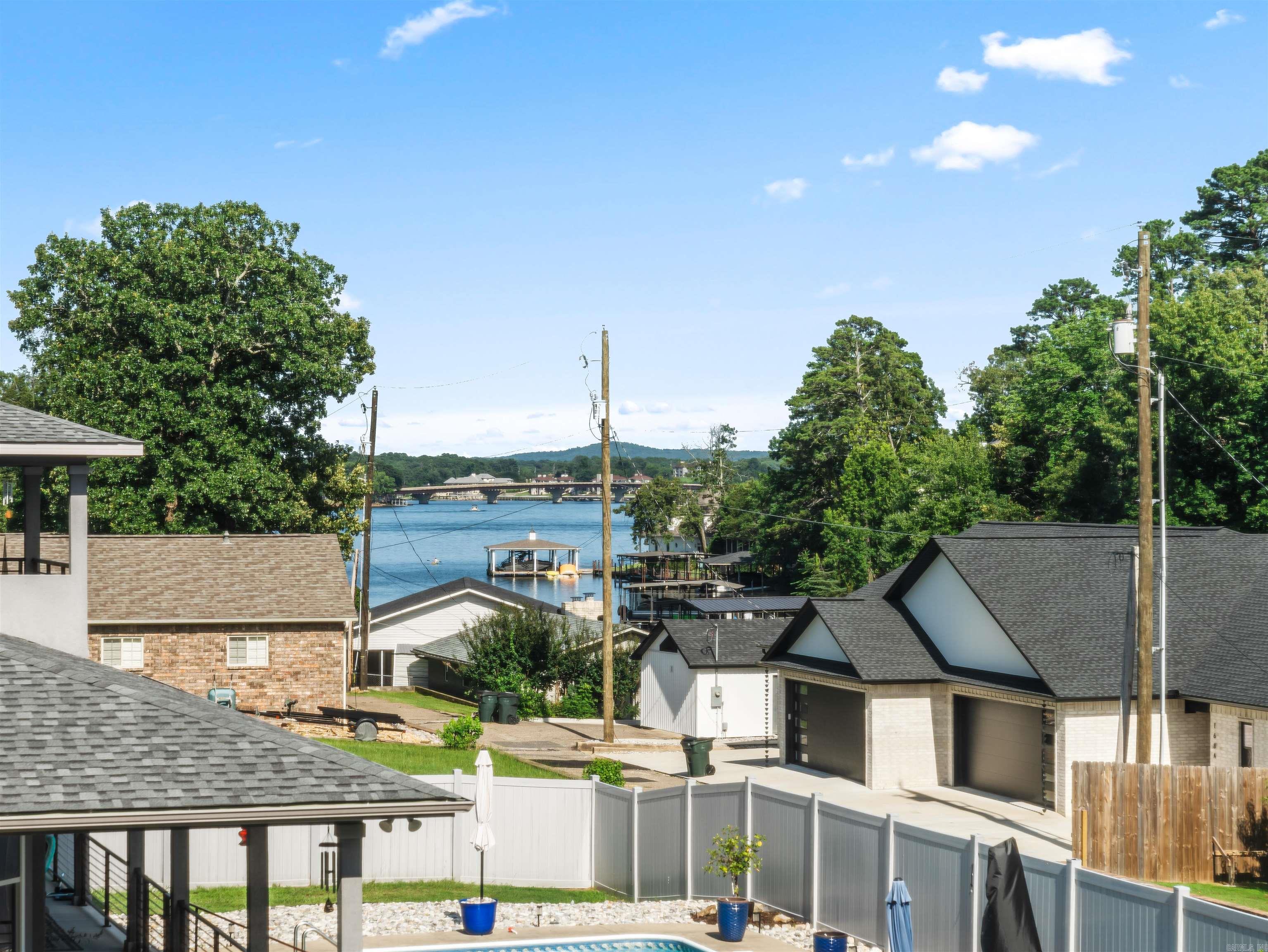 TANGLEWOOD - Residential