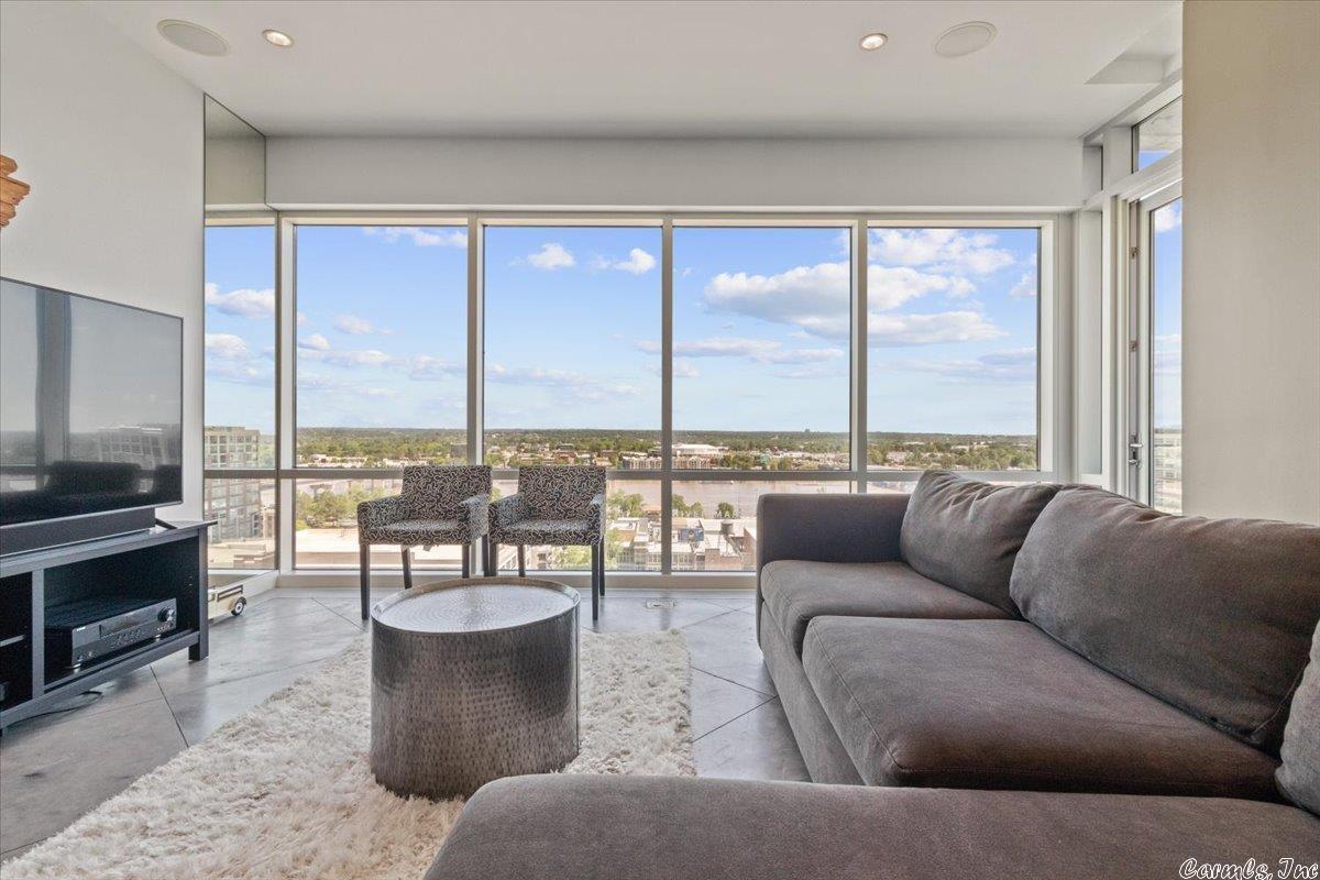River Market Tower HPR - Residential