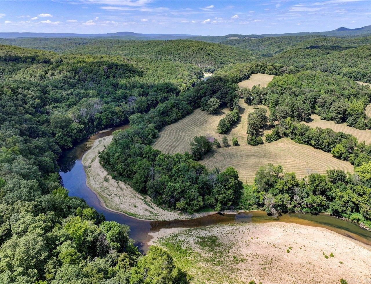 The Buffalo River – County Road 3814 property in Hasty, Arkansas, spans 272.16 acres and offers a rare opportunity to protect land directly connected to the Buffalo National River. This expansive property is bordered by the Buffalo National River and is surrounded by the Buffalo National River Park Service, making it a key area for conservation and environmental stewardship. Its pristine location provides unmatched access to one of Arkansas’ most beloved natural landmarks.  Vacant home on property of no added value.