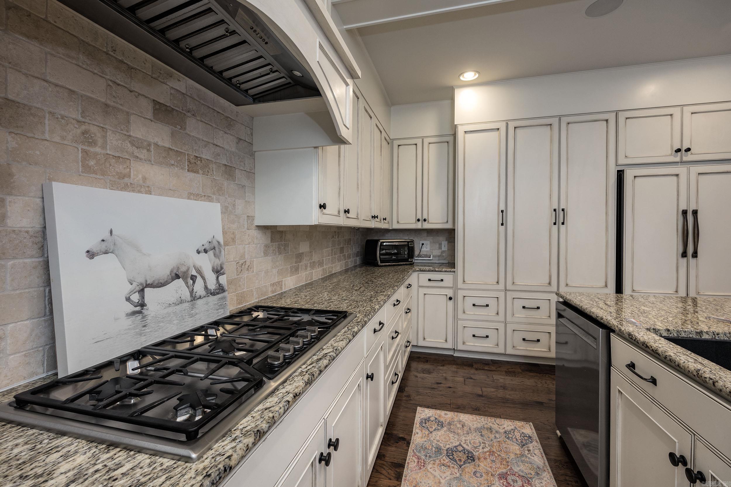 CHENAL VALLEY BAYONNE PLACE - Residential
