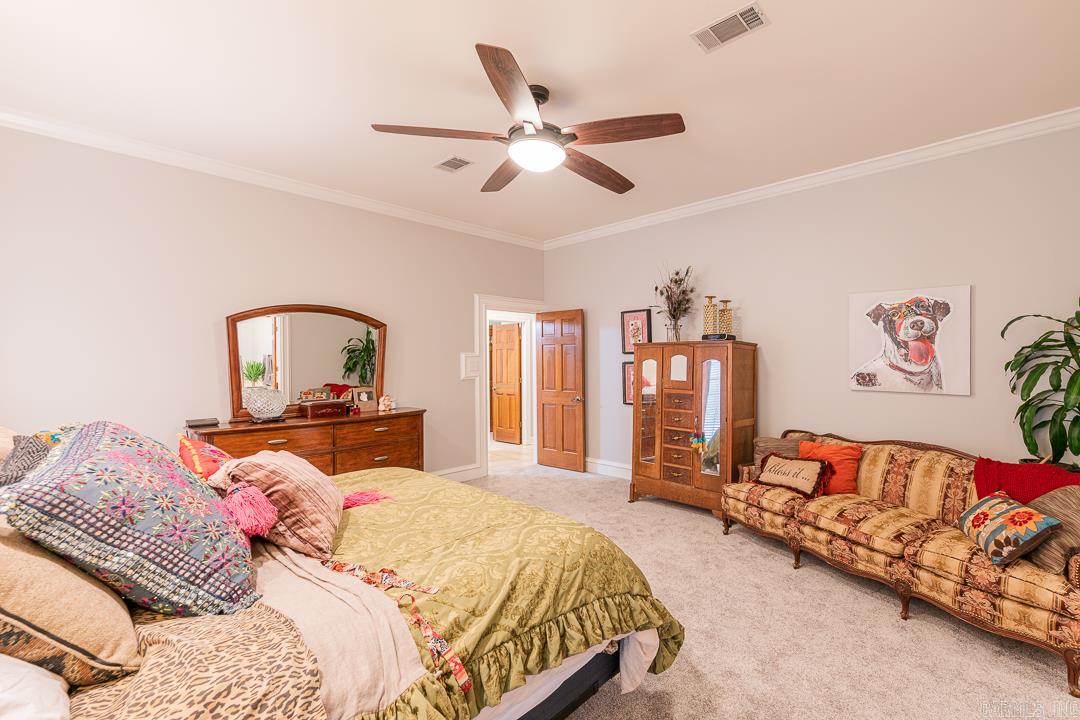 PIPPINPOST - Residential