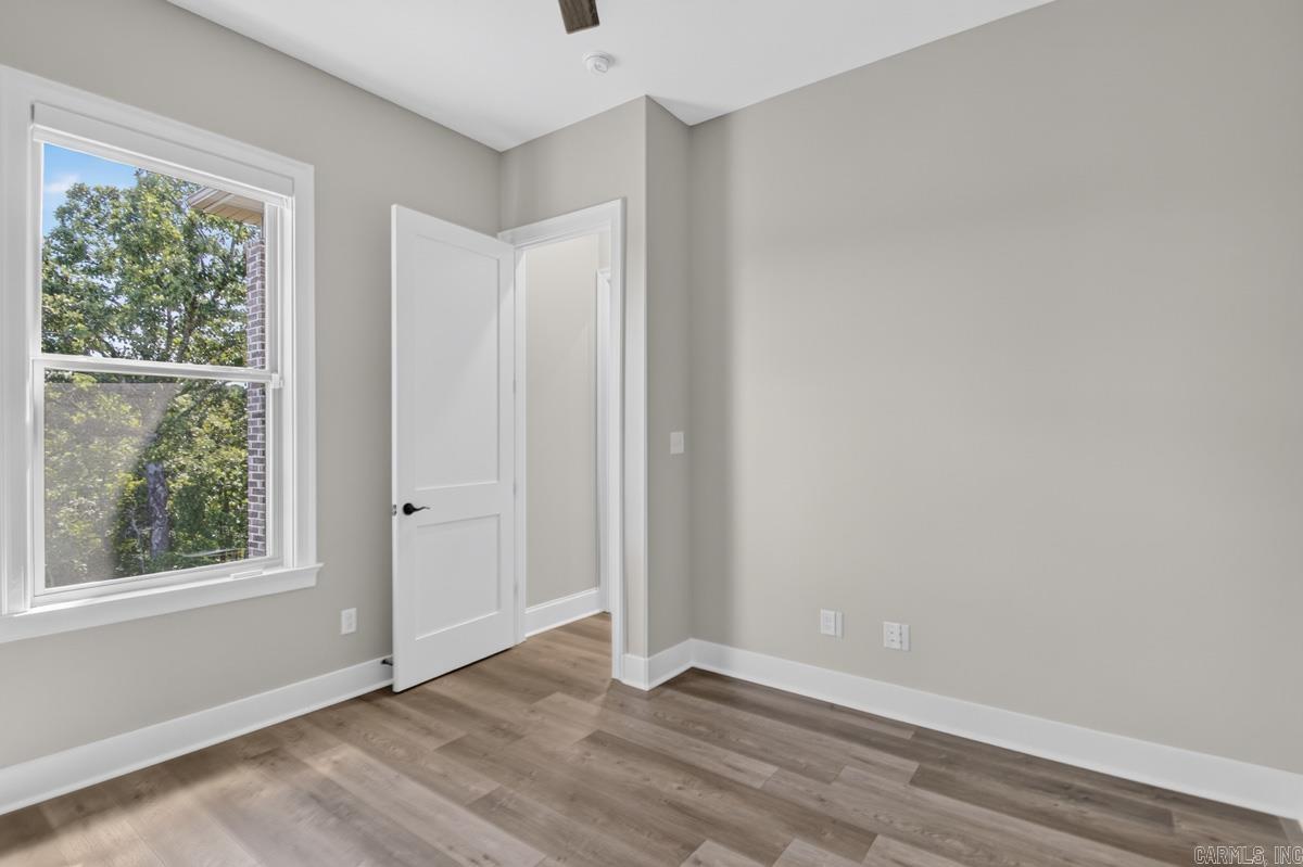 MILLERS GLENN - Residential