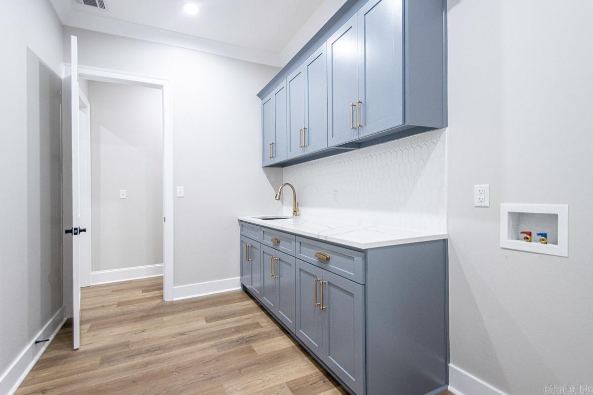 MILLERS GLENN - Residential