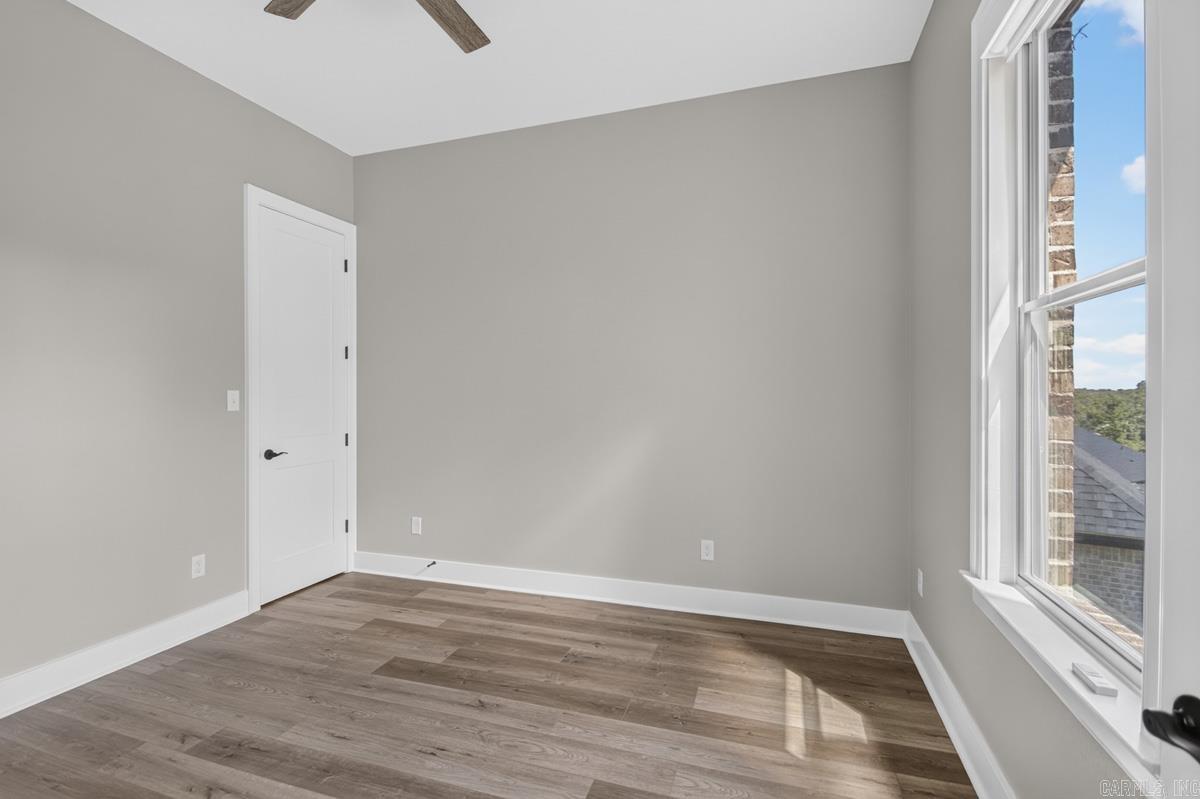 MILLERS GLENN - Residential