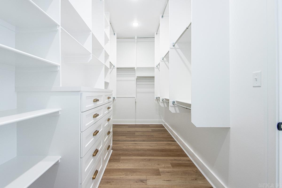 MILLERS GLENN - Residential