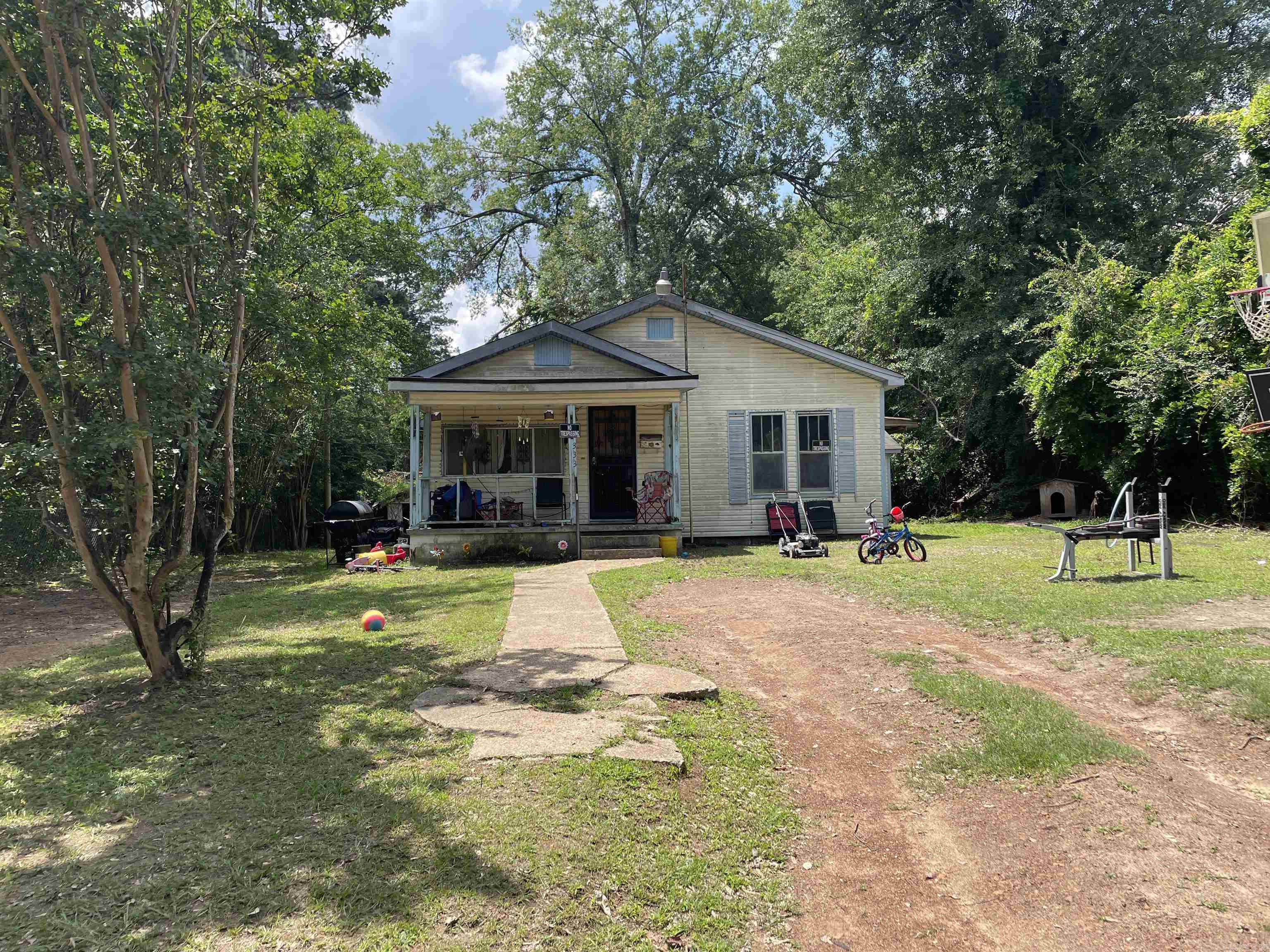 Attention Investors. This property would be a good addition to your current portfolio. Needs some TLC, is in a good location, located on a double lot.