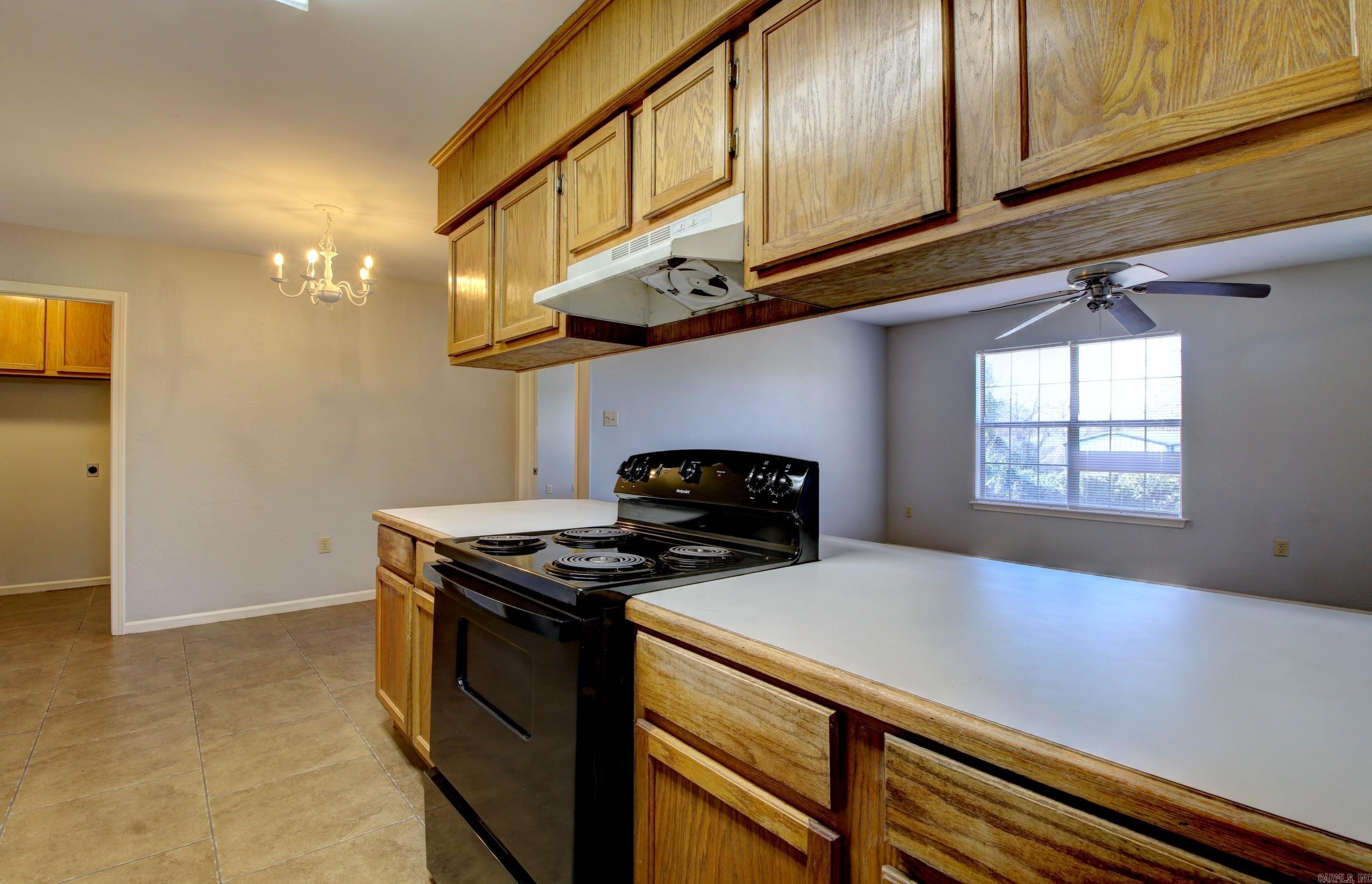HUNTERS COVE - Residential