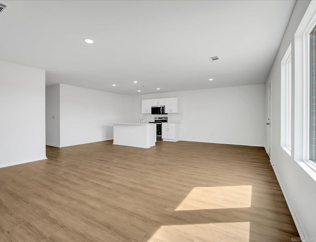 CRESCENT GROVE PHASE 1 - Residential