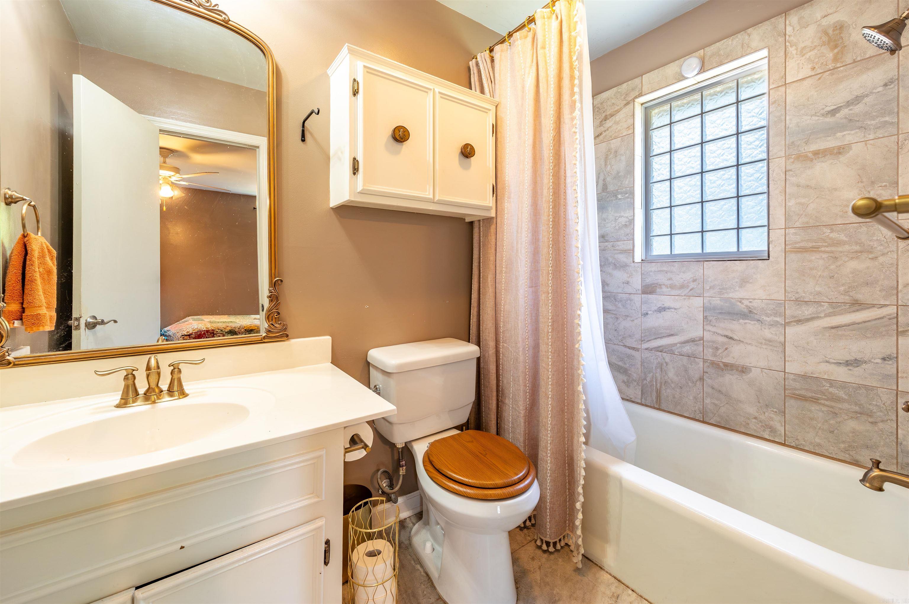 COLONY PLACE - Residential