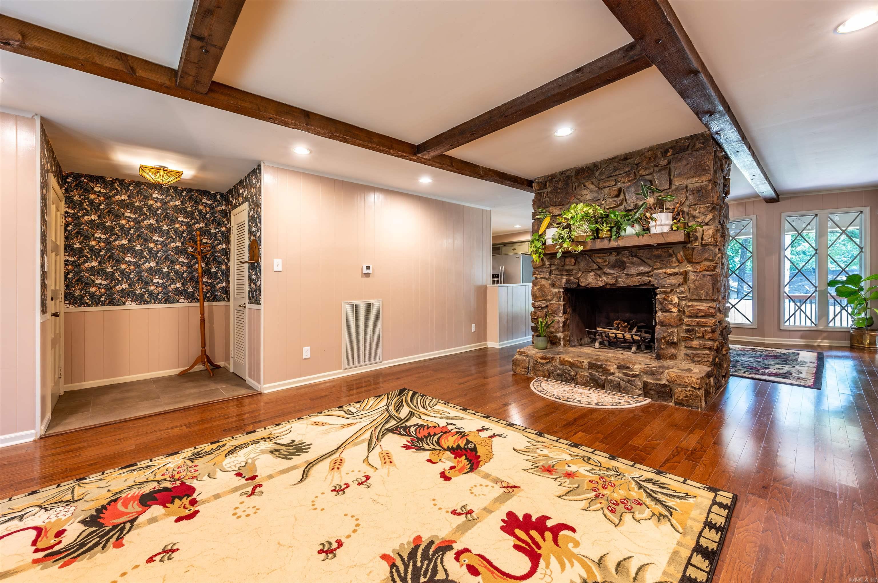 COLONY PLACE - Residential