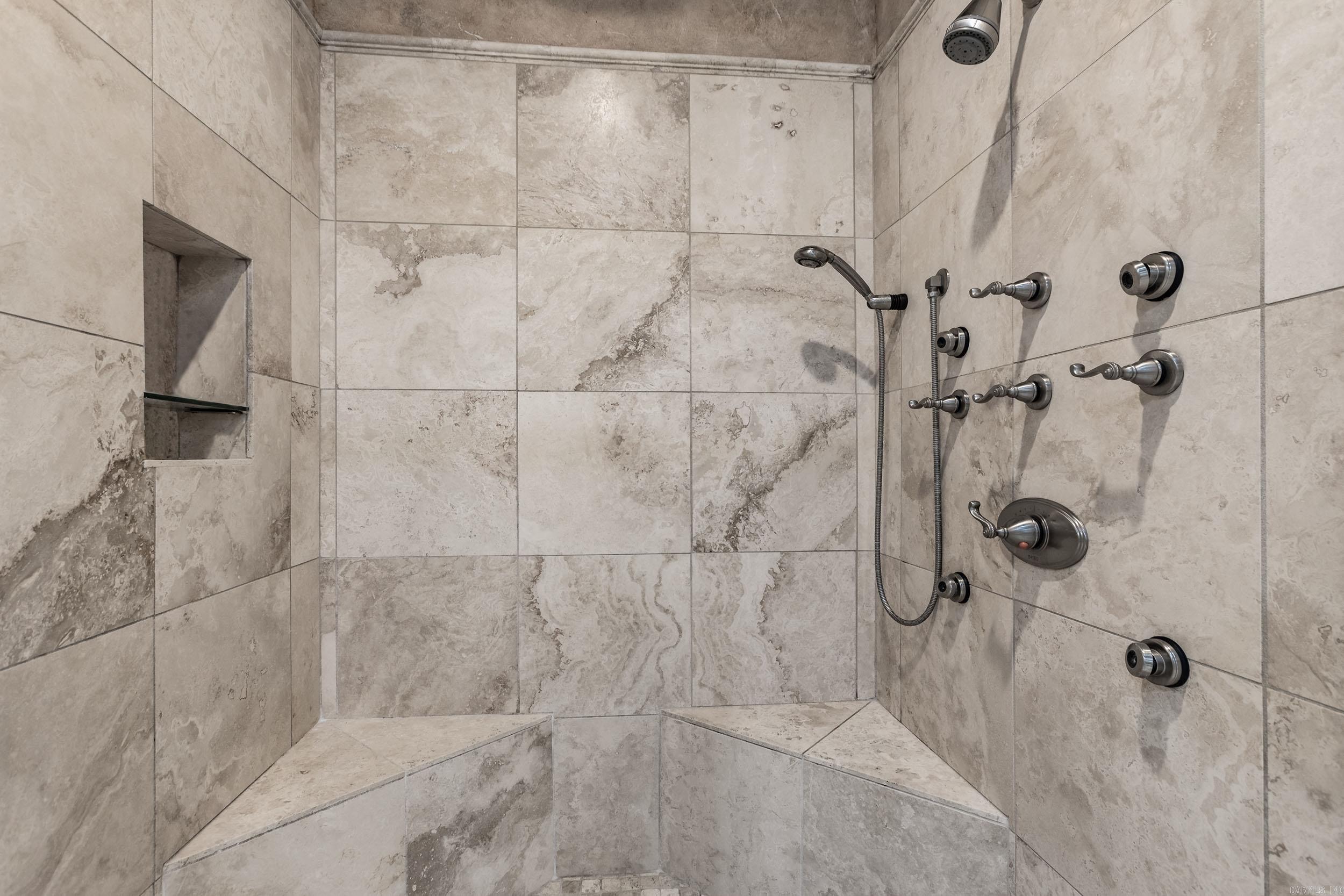 CHENAL VALLEY SOLOGNE CIRCLE - Residential