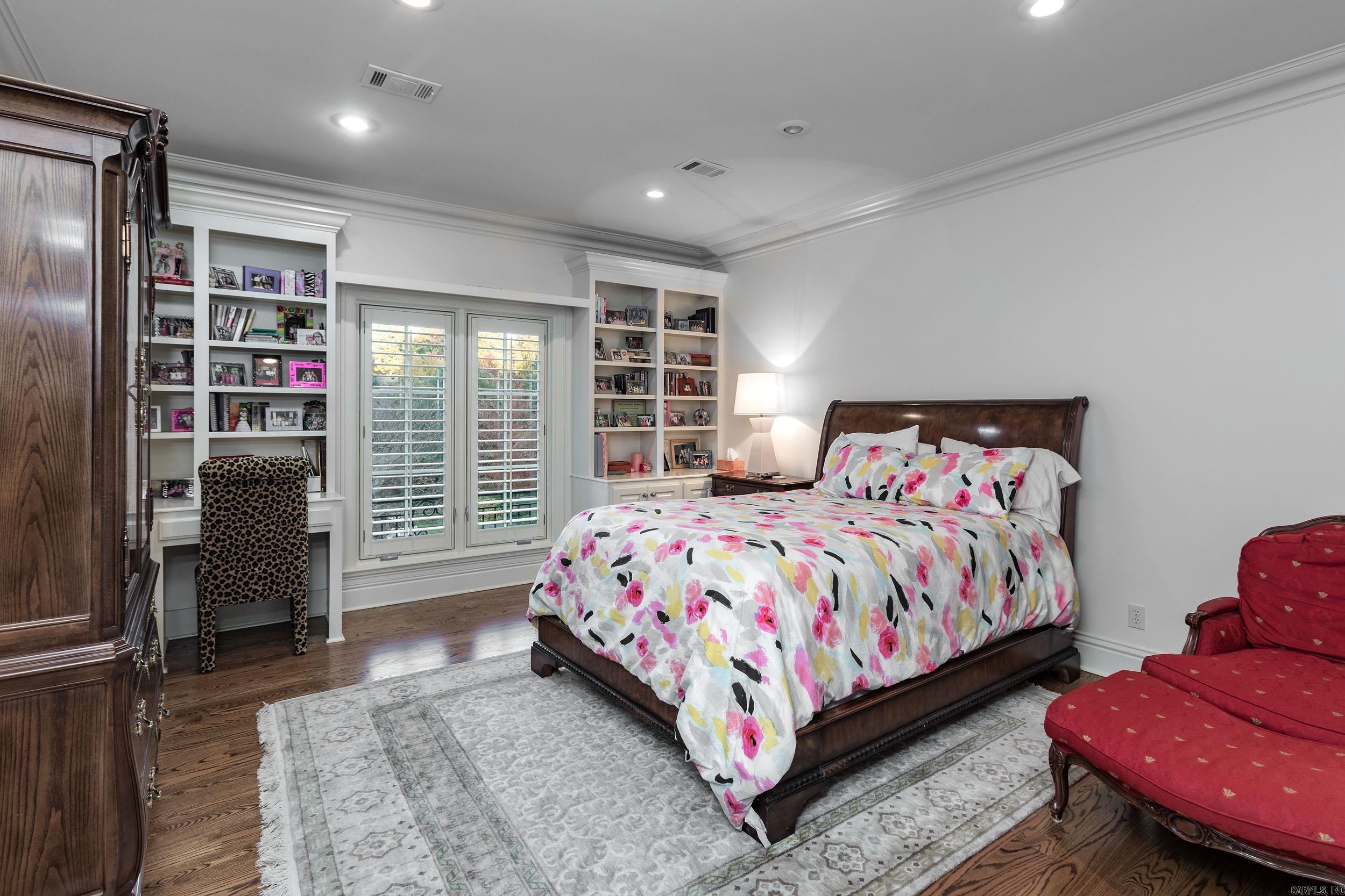 CHENAL VALLEY SOLOGNE CIRCLE - Residential