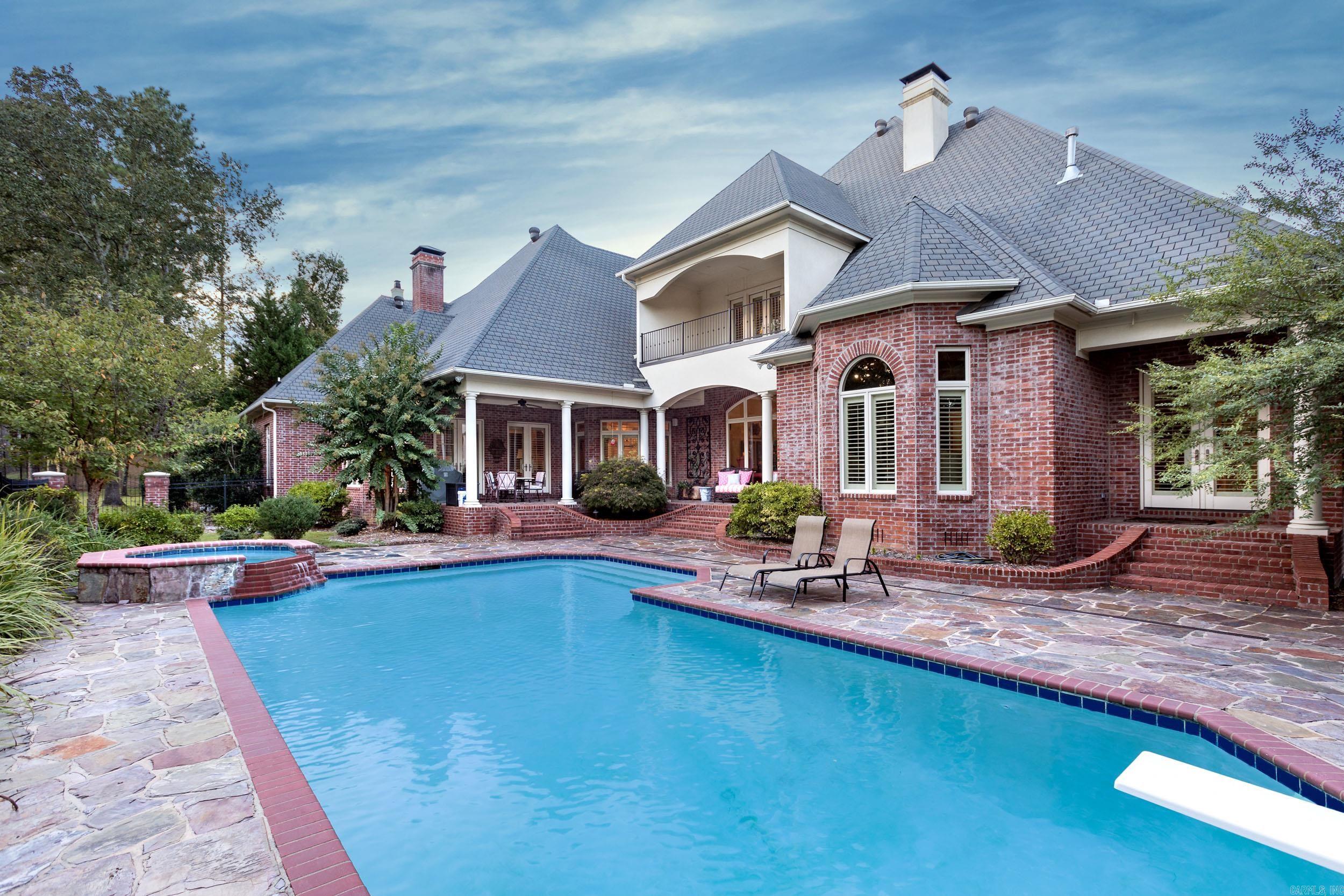 CHENAL VALLEY SOLOGNE CIRCLE - Residential