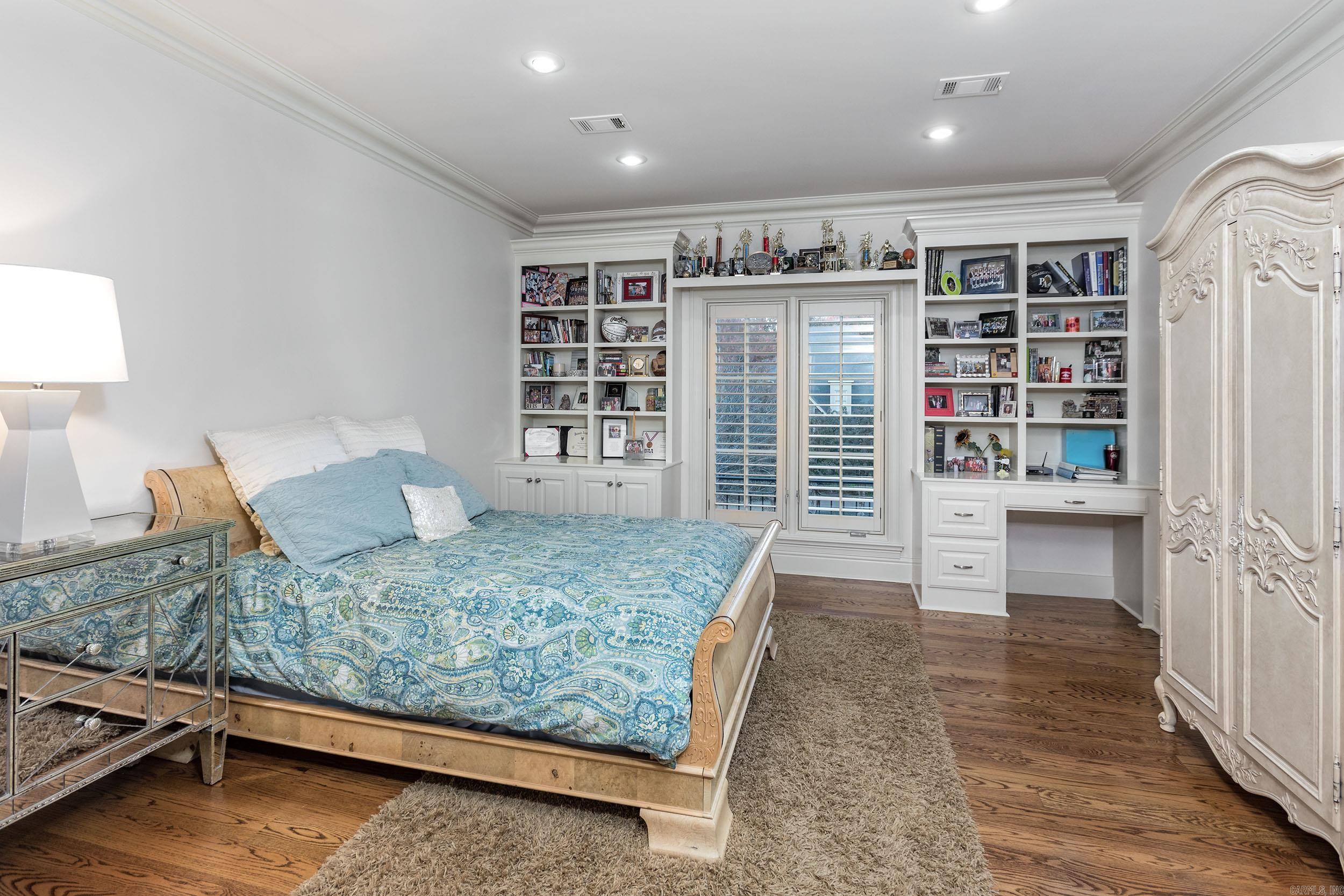 CHENAL VALLEY SOLOGNE CIRCLE - Residential