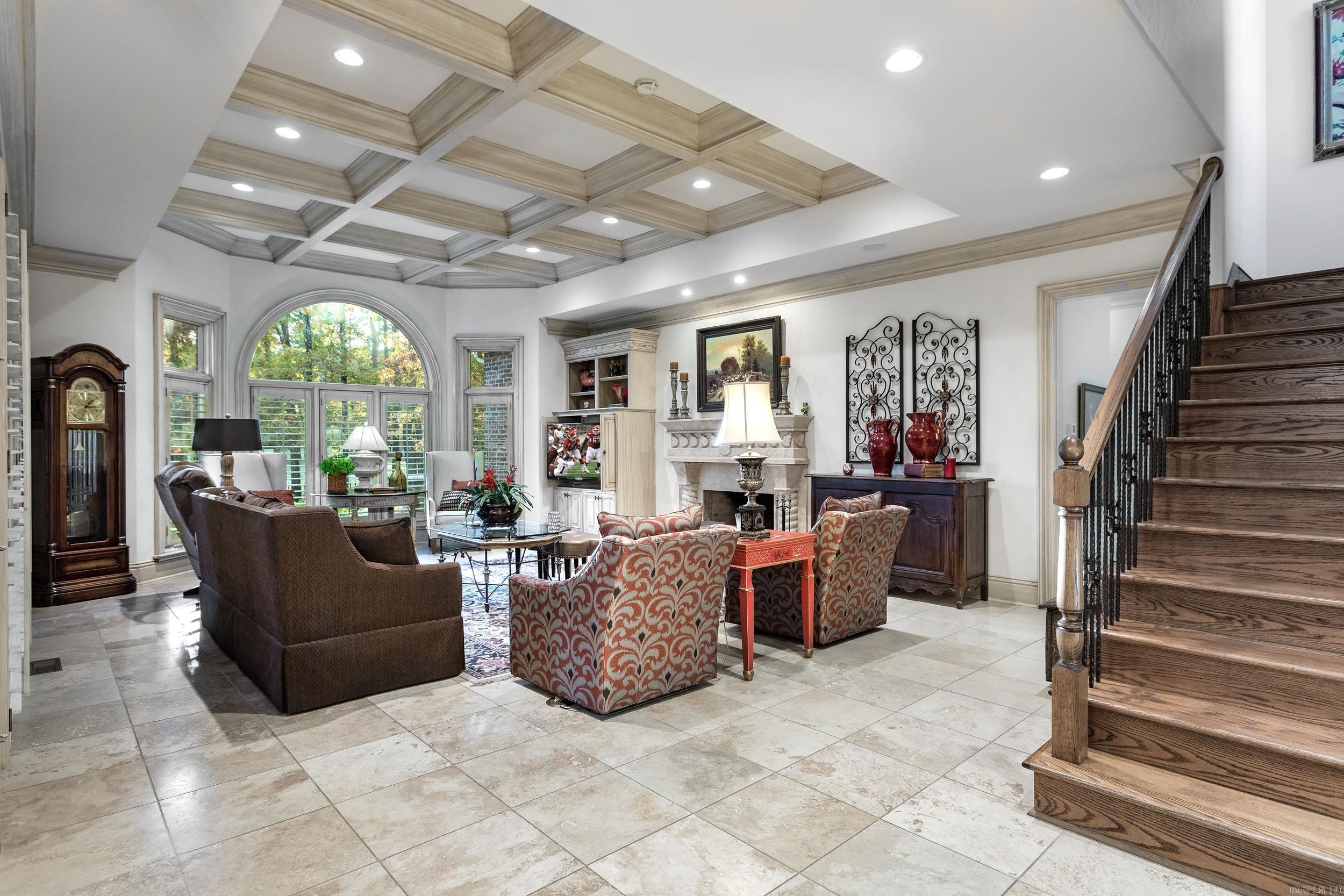 CHENAL VALLEY SOLOGNE CIRCLE - Residential