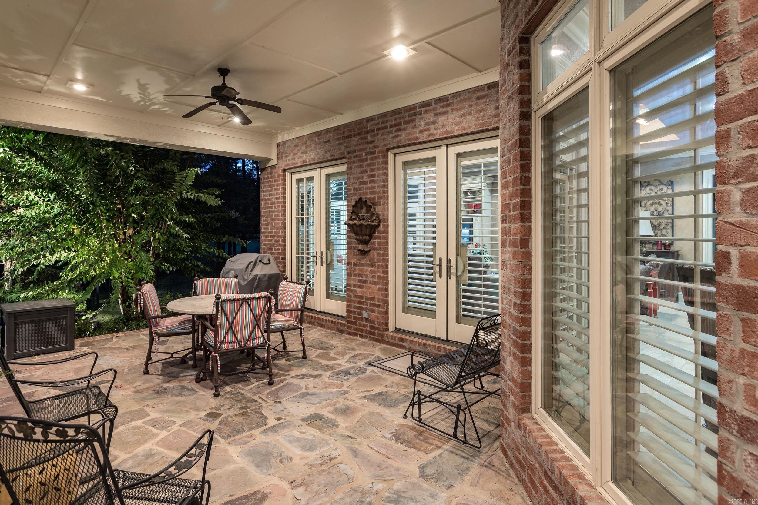CHENAL VALLEY SOLOGNE CIRCLE - Residential