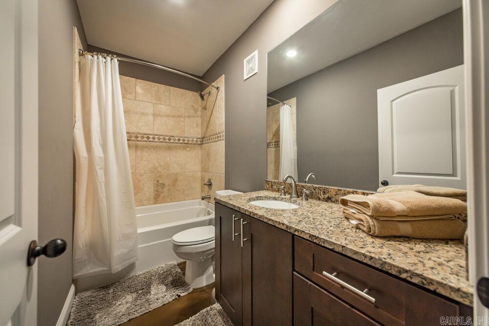 NARROWS INN AT GREERS FERRY HPR - Residential