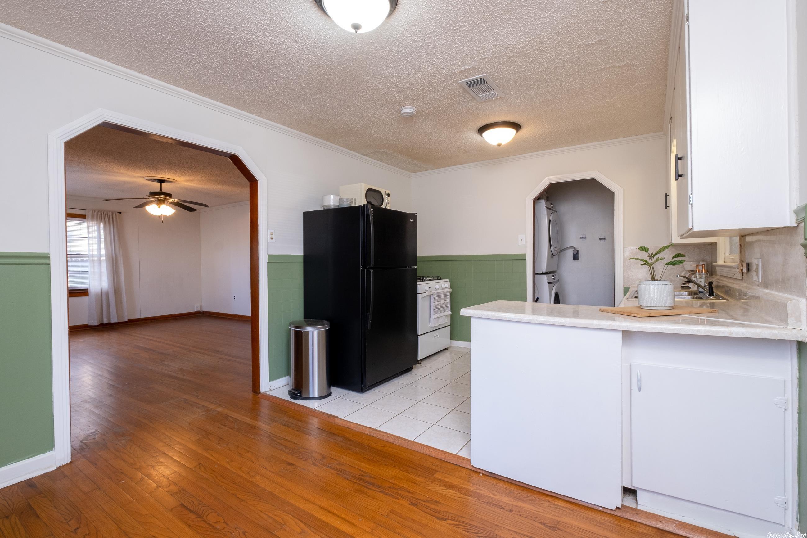 OAK FOREST GARDENS - Residential