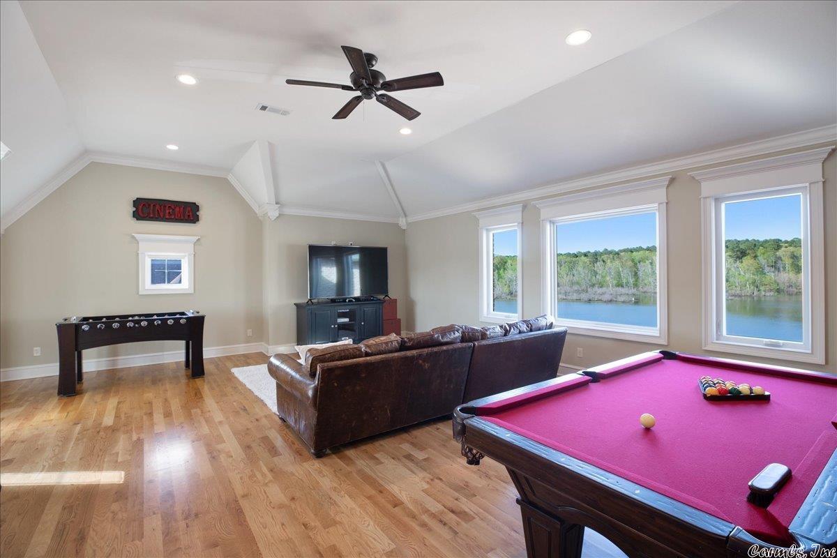 WESTSHORE ADDN HURRICANE LAKE ES - Residential
