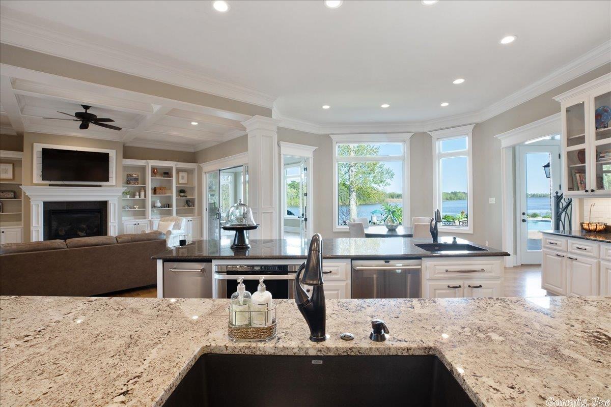 WESTSHORE ADDN HURRICANE LAKE ES - Residential