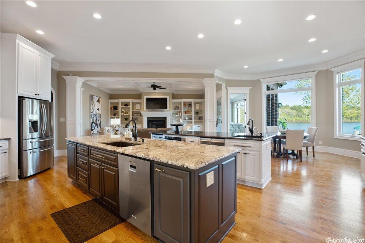 WESTSHORE ADDN HURRICANE LAKE ES - Residential