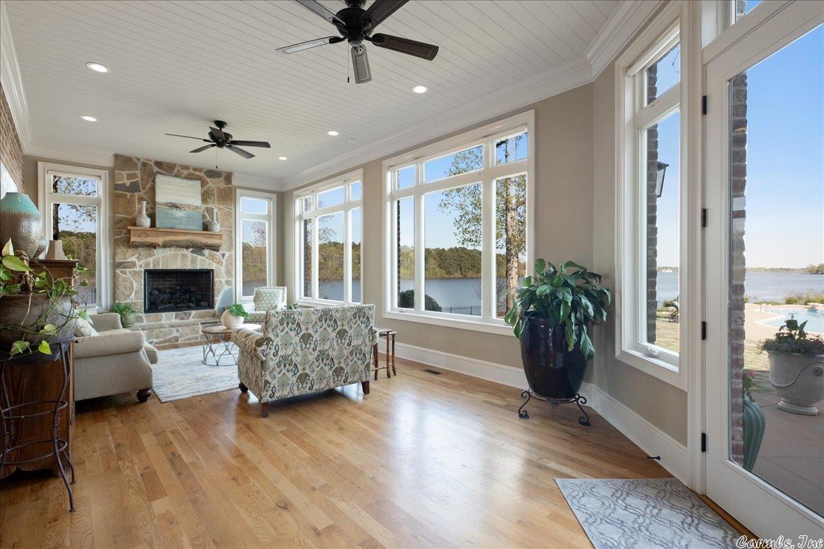 WESTSHORE ADDN HURRICANE LAKE ES - Residential