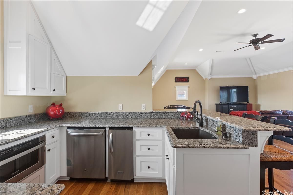 WESTSHORE ADDN HURRICANE LAKE ES - Residential