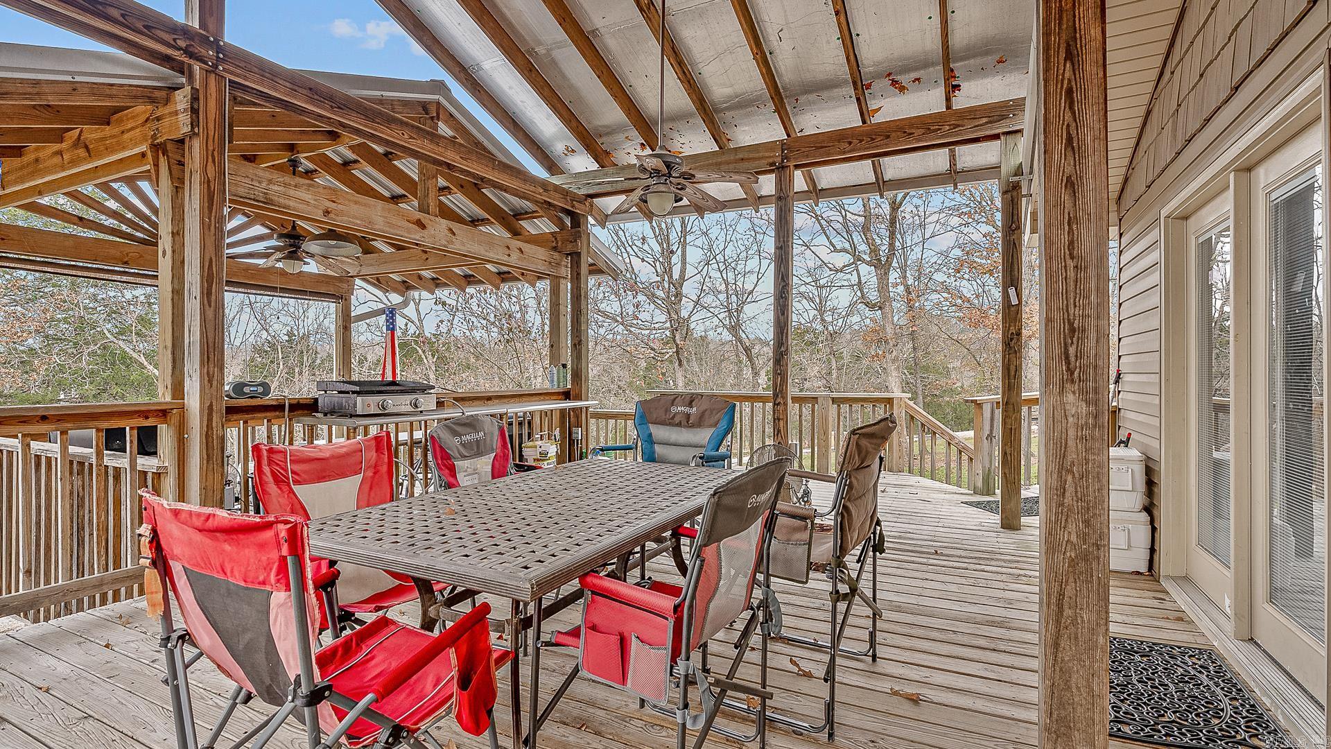 HENDERSON HEIGHTS - Residential