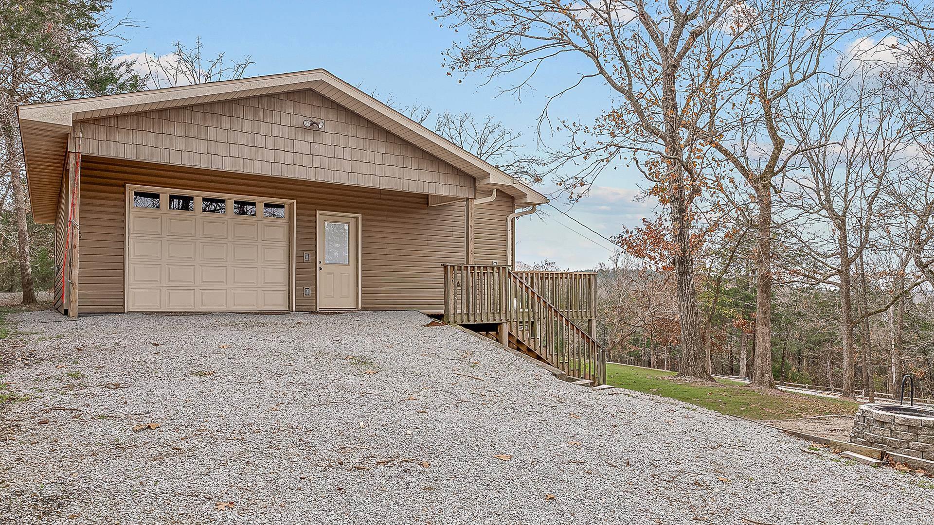 HENDERSON HEIGHTS - Residential
