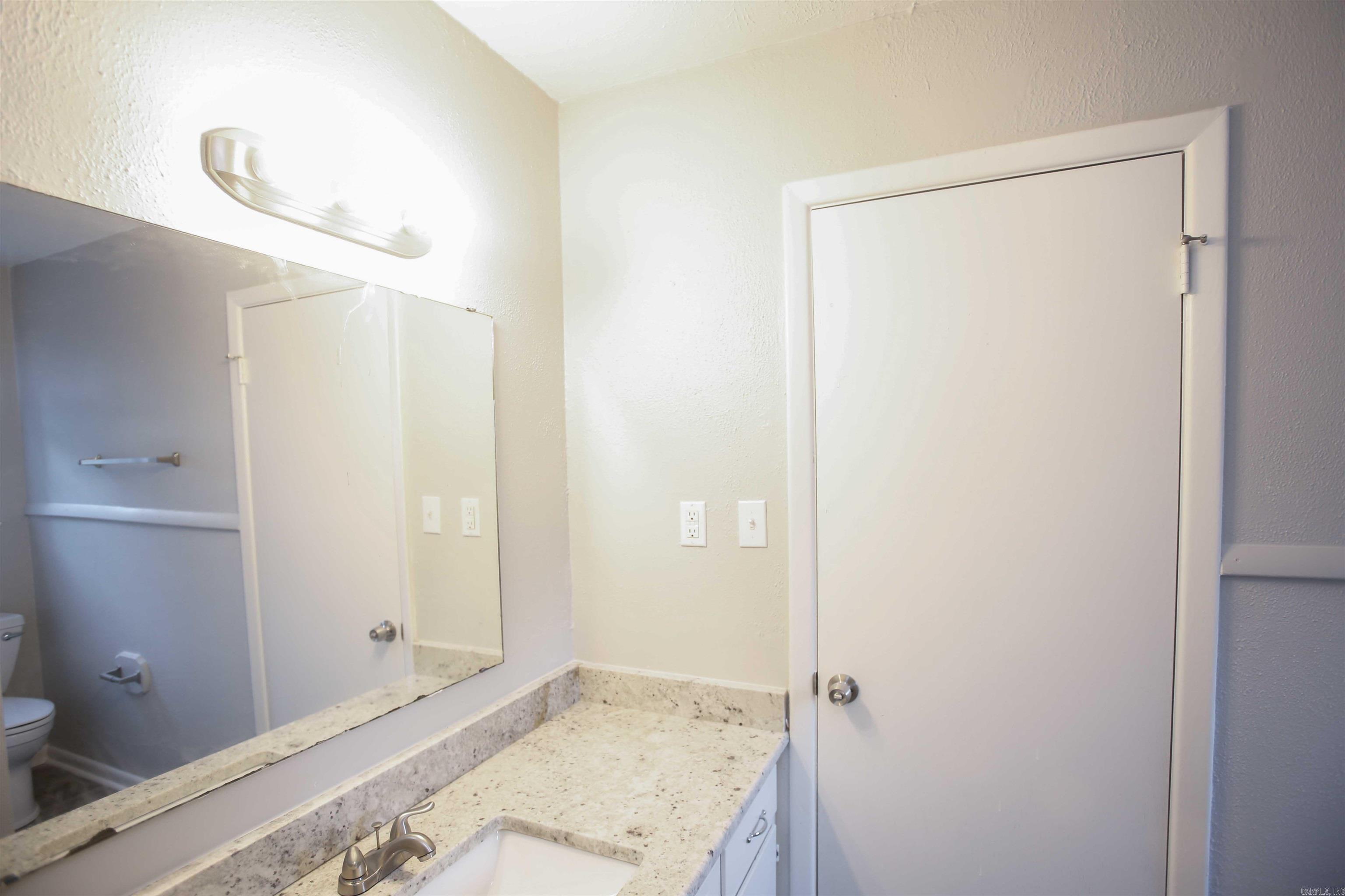 BELWOOD ADDN - Residential Lease