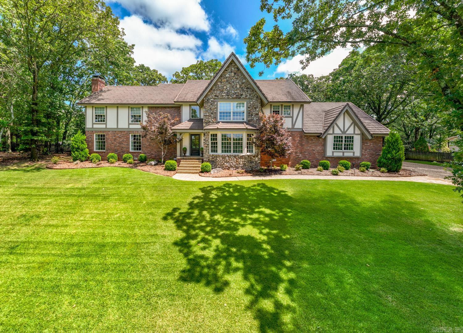 RIVERVIEW MANOR - Residential