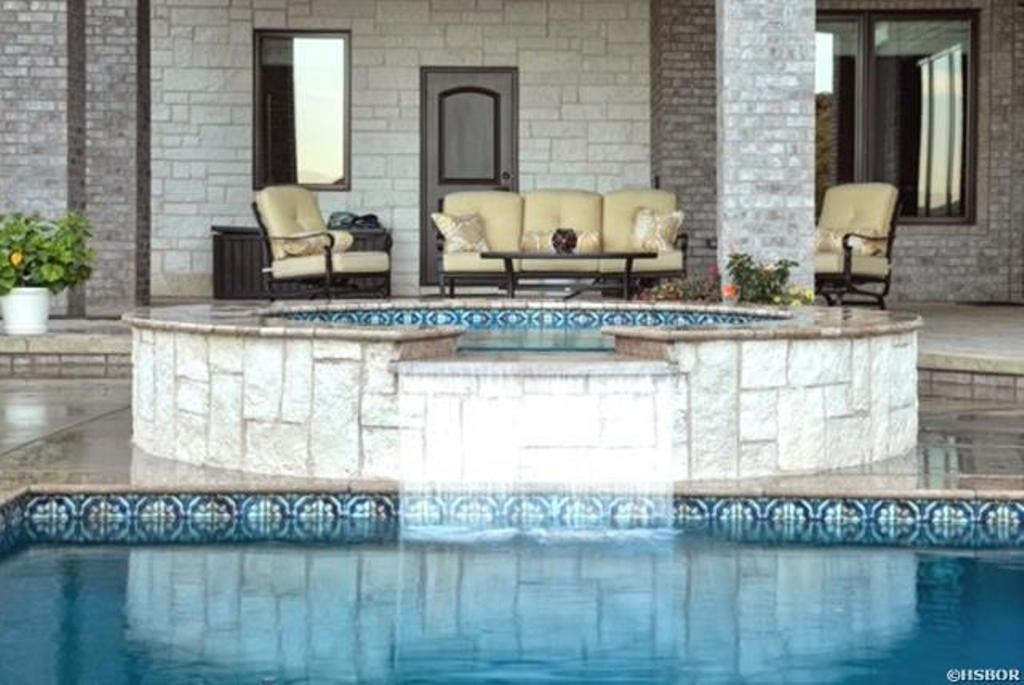 ARD POINTE - Residential