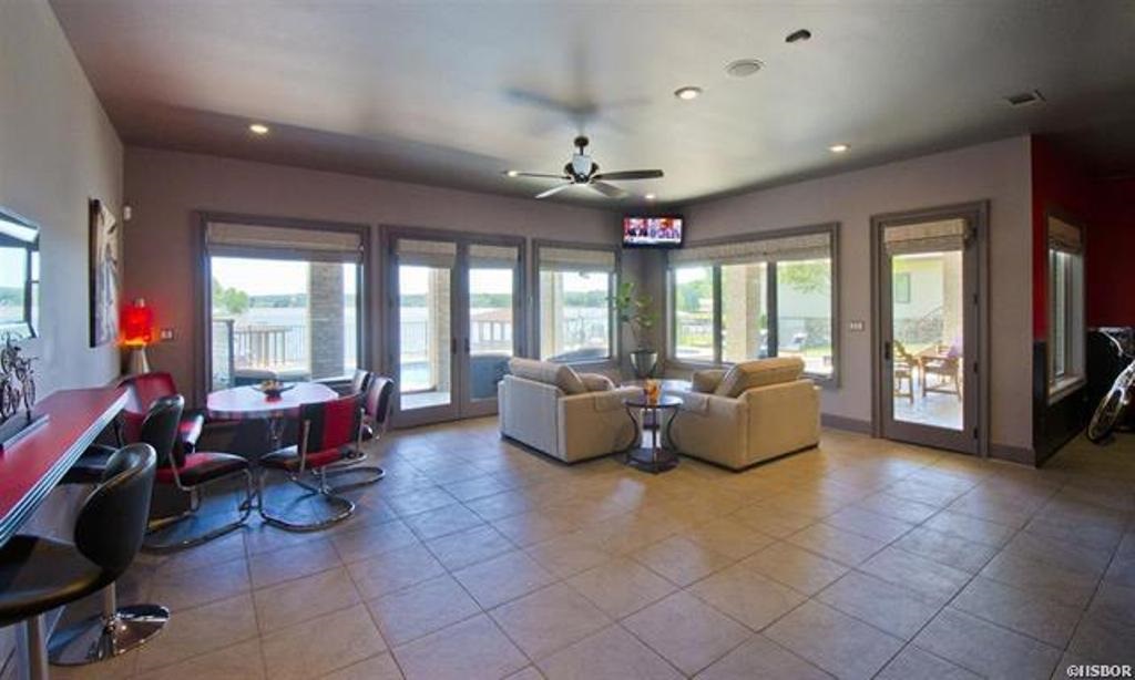 ARD POINTE - Residential