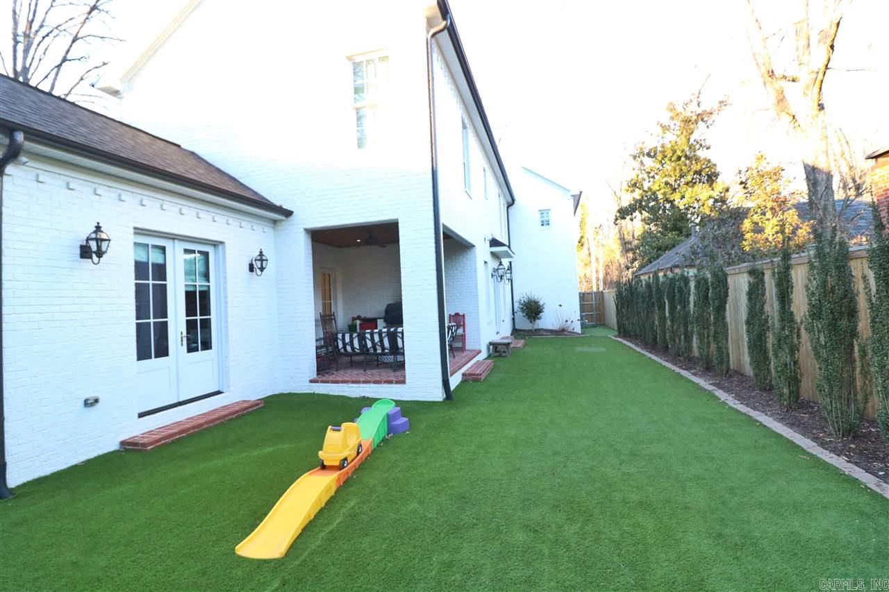 COUNTRY CLUB HEIGHTS - Residential