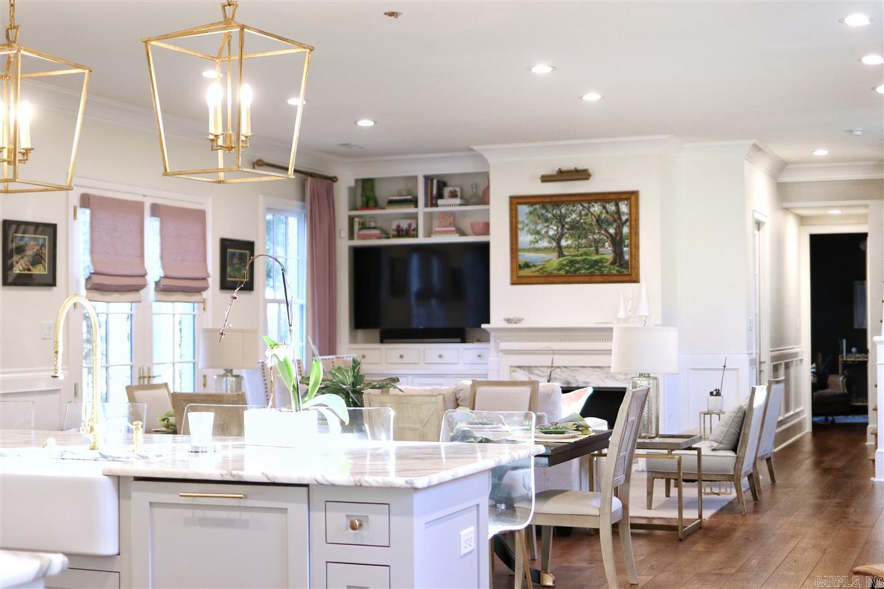 COUNTRY CLUB HEIGHTS - Residential