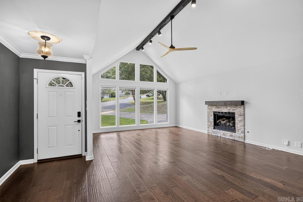 PLEASANT VIEW - Residential