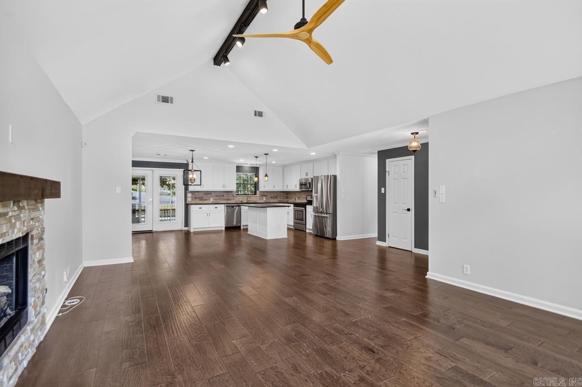PLEASANT VIEW - Residential