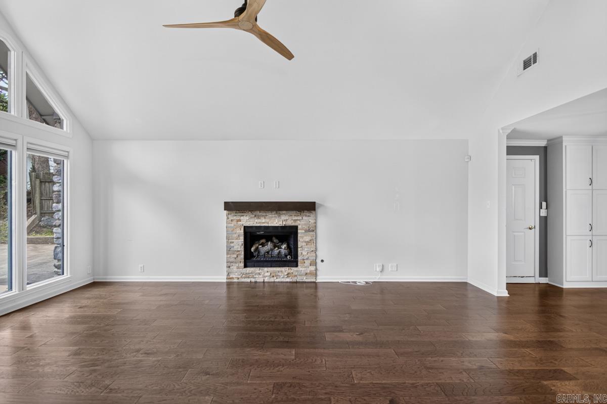 PLEASANT VIEW - Residential