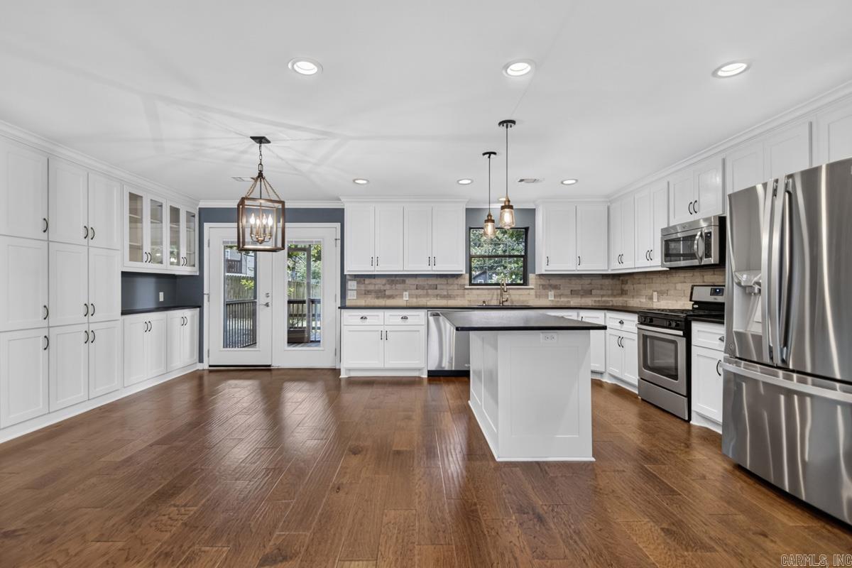 PLEASANT VIEW - Residential