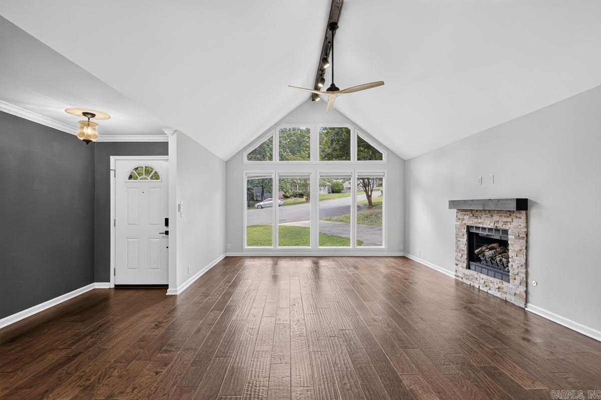 PLEASANT VIEW - Residential