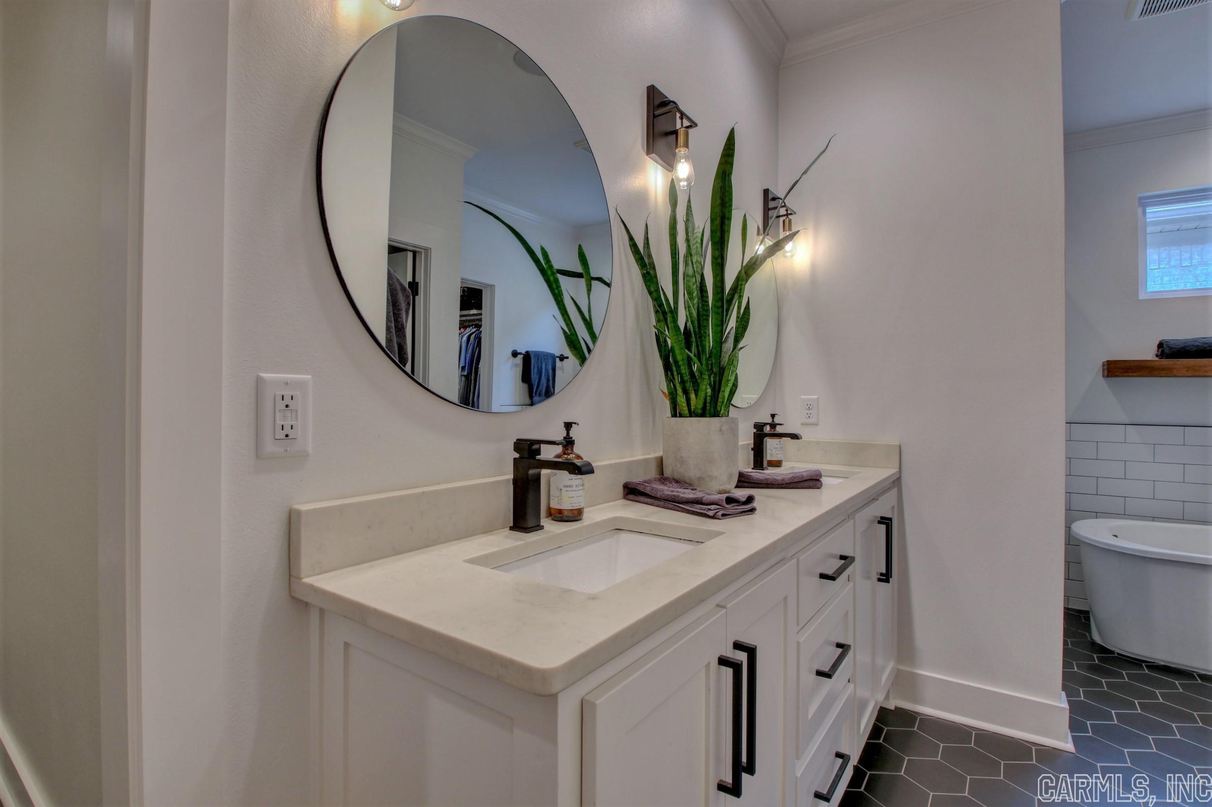 WILDWOOD PLACE - Residential